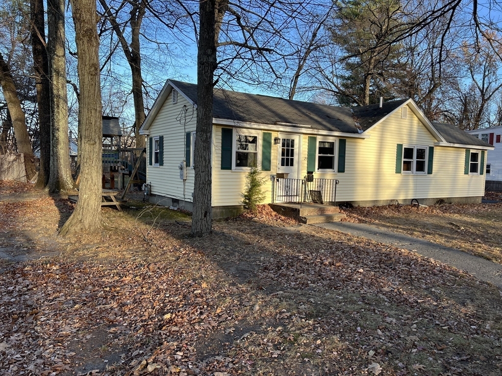 Property Photo:  25 Wallis Park  MA 01462 