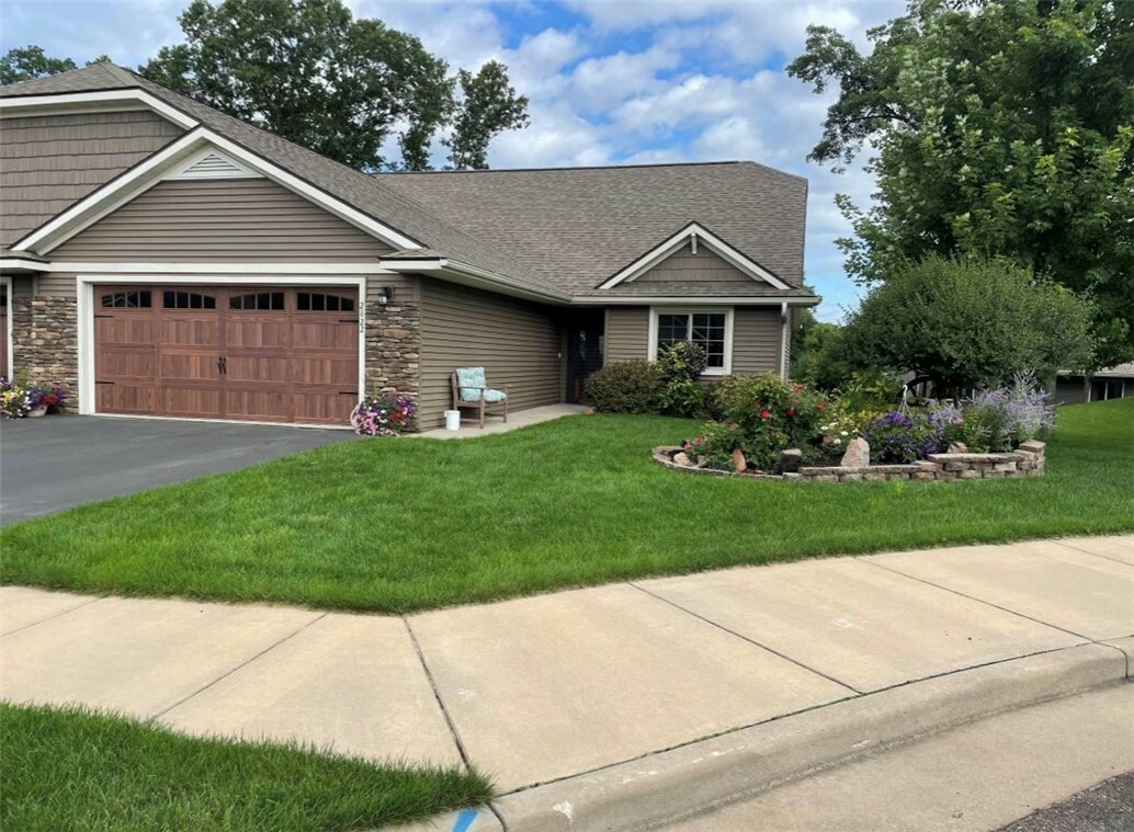 2822 Monarch Court  Altoona WI 54720 photo