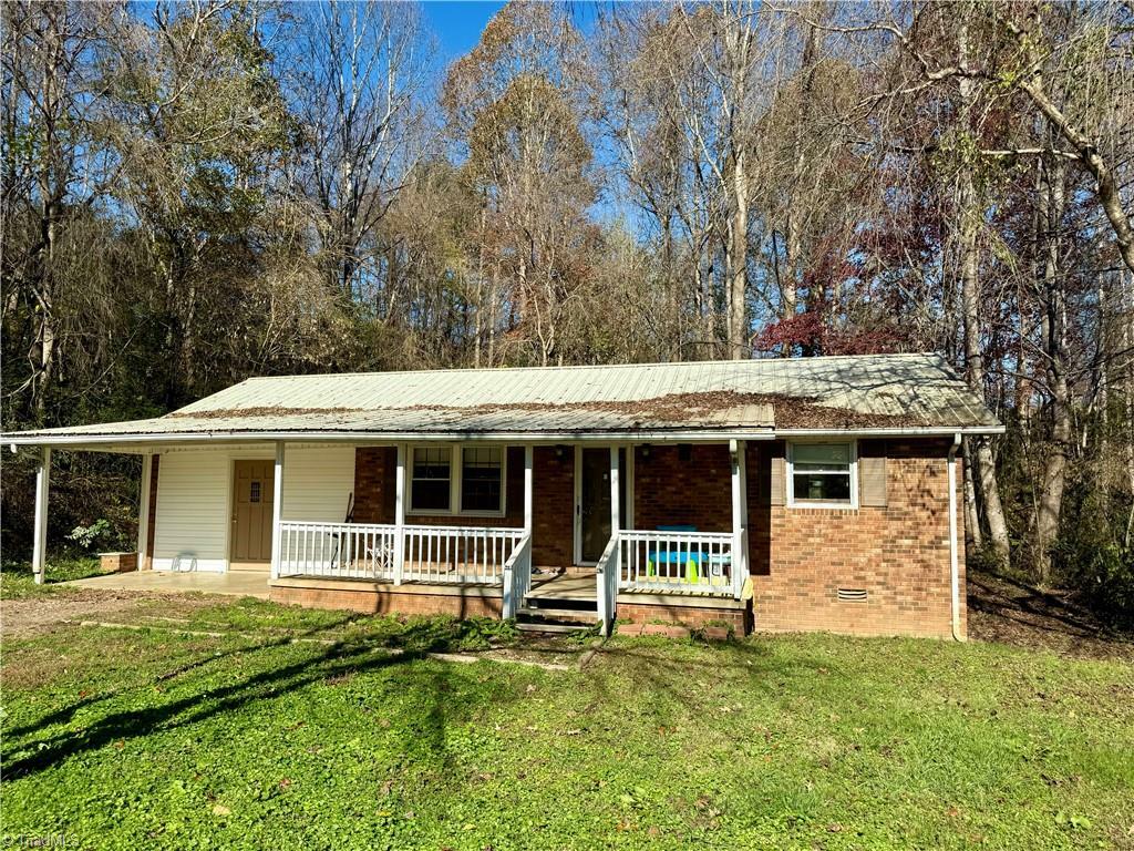 Property Photo:  2031 Germantown Road  NC 28697 