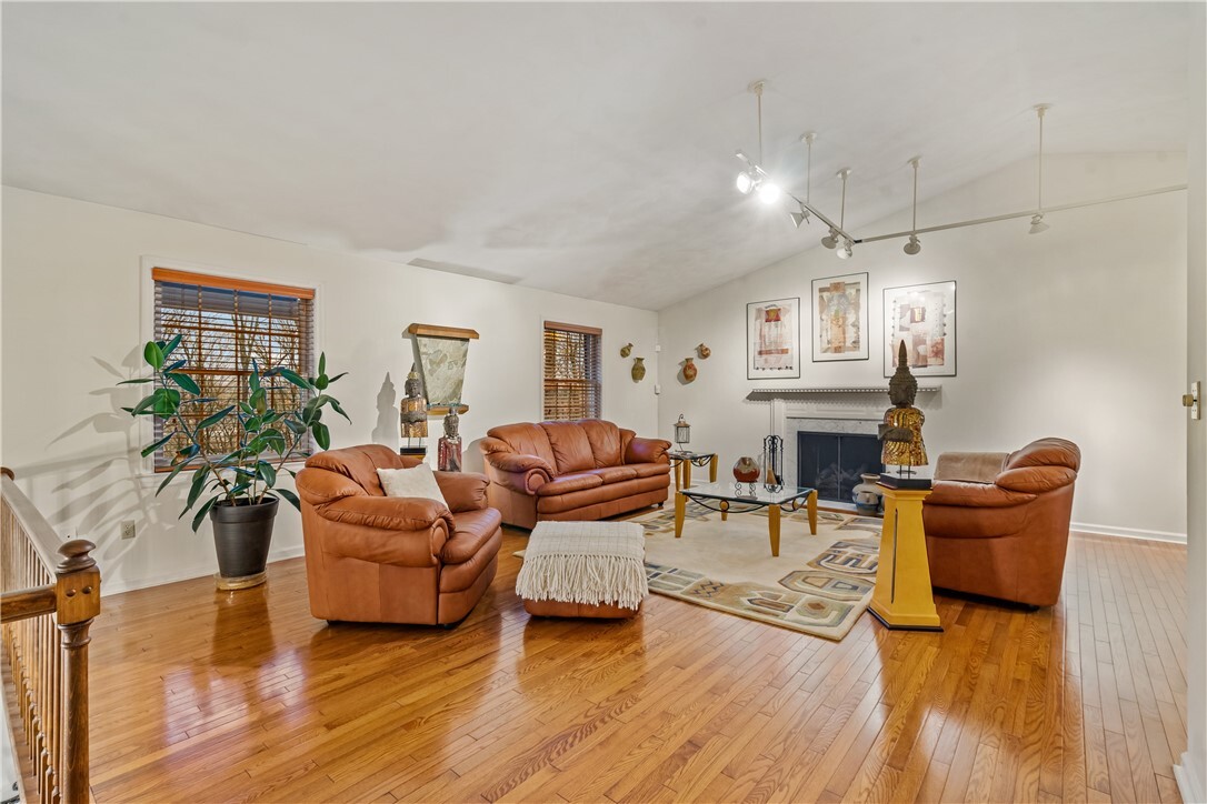 Property Photo:  4948 Simmons Circle  PA 15632 