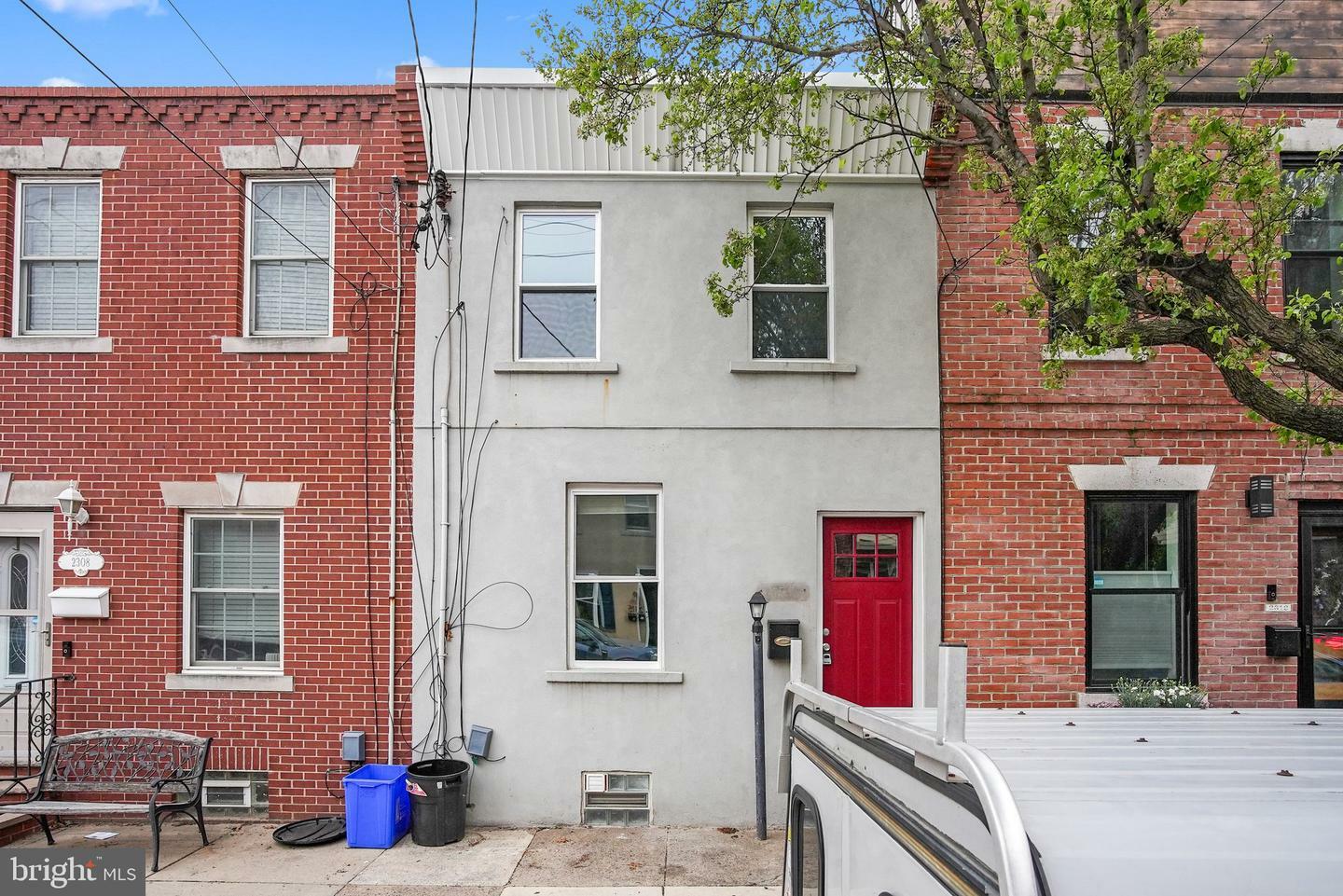 Property Photo:  2310 E Thompson Street  PA 19125 