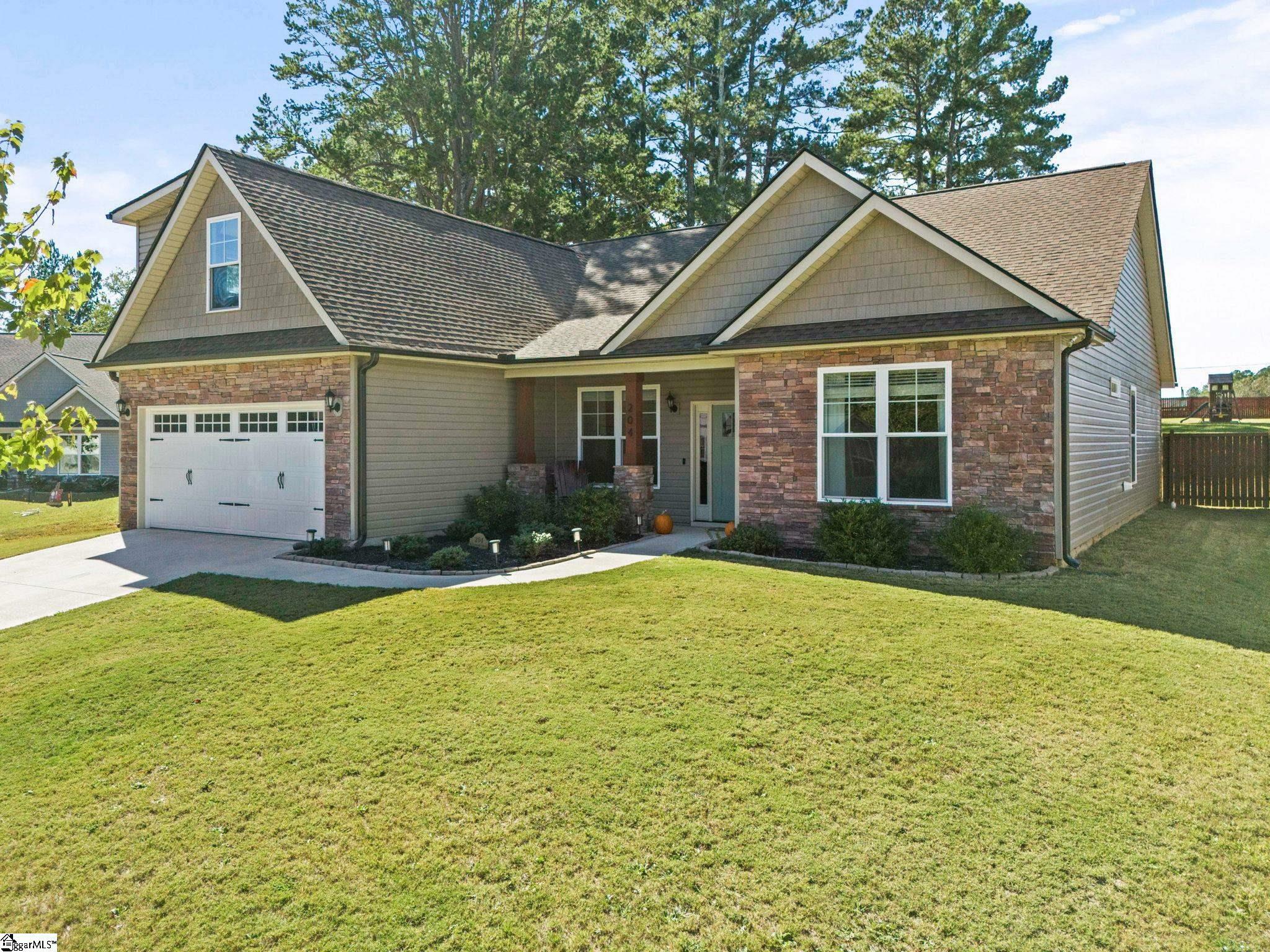 204 Wrenwood Court  Piedmont SC 29673-7594 photo