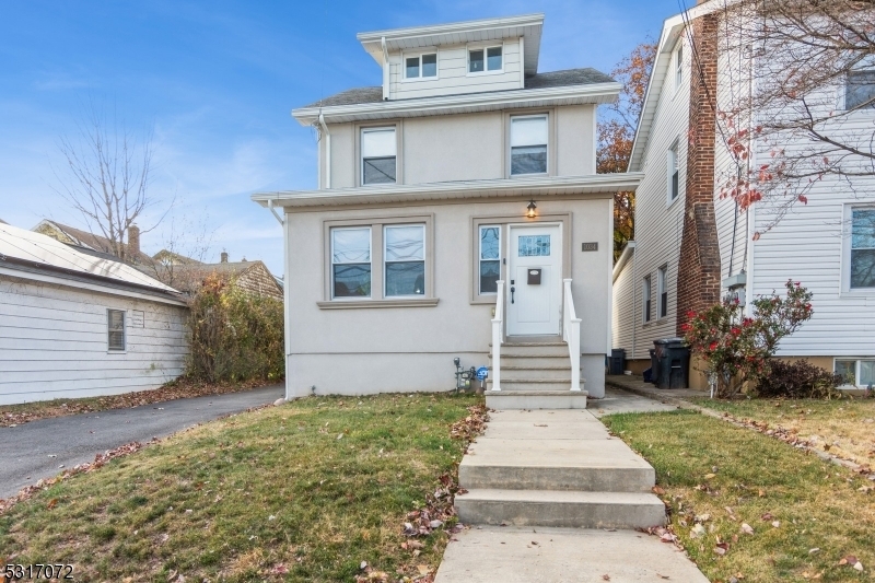 Property Photo:  1034 Grandview Ave  NJ 07083 