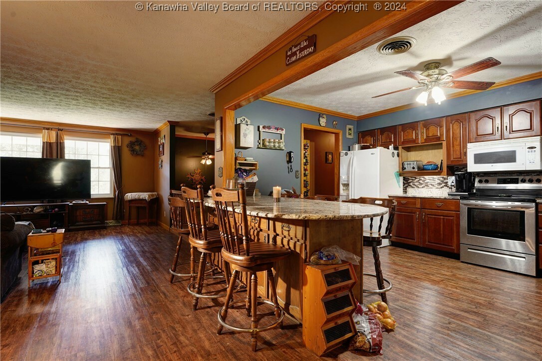 Property Photo:  108 Victorian Lane  WV 25045 