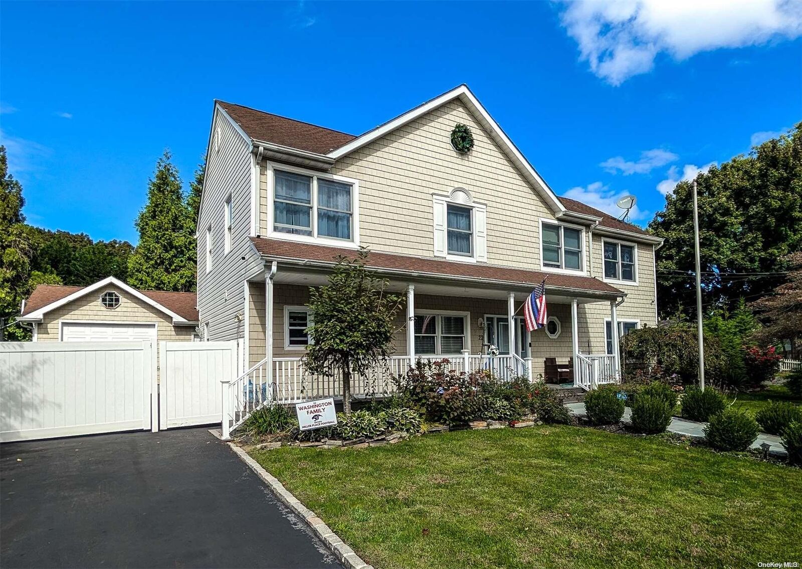 Property Photo:  22 Wabil Road  NY 11764 