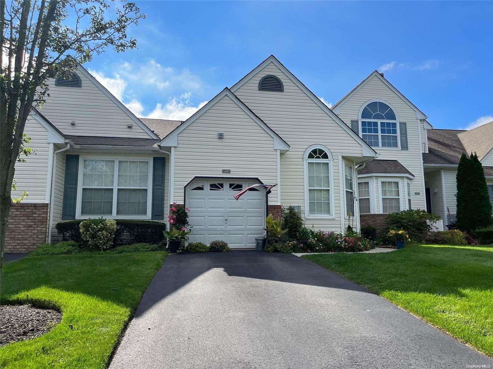 Property Photo:  1507 Nicole Drive 1507  NY 11776 