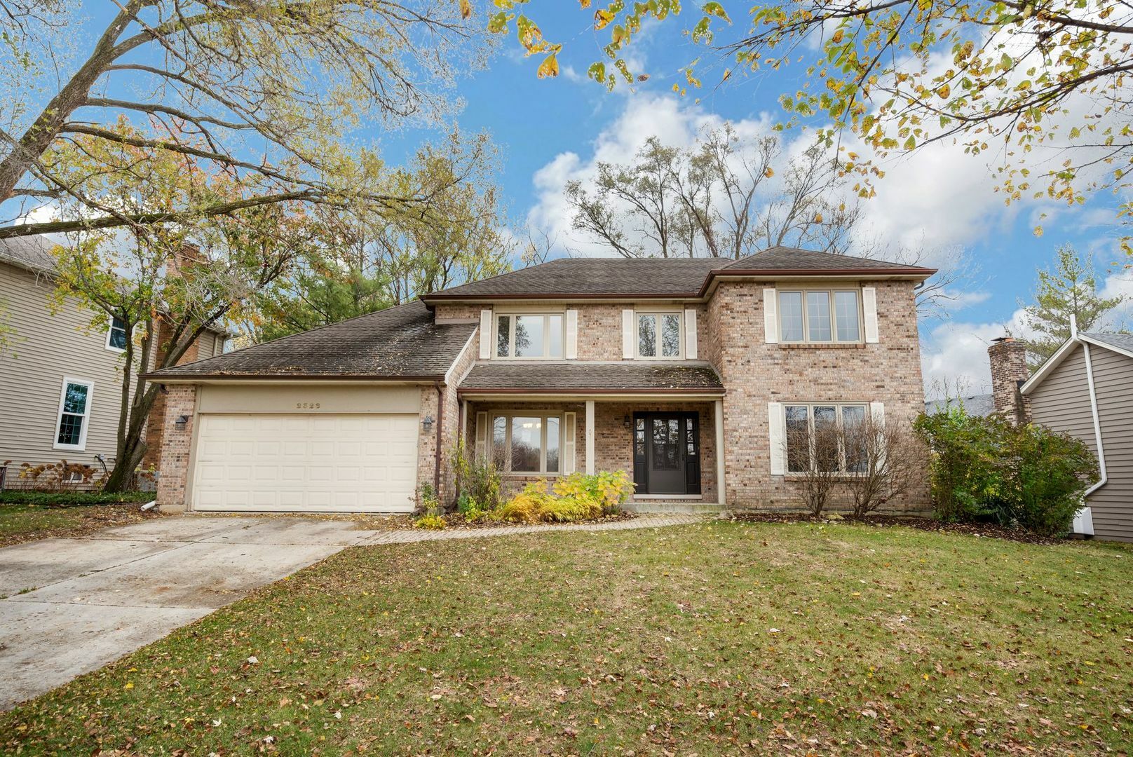 2328 Remington Drive  Naperville IL 60565 photo