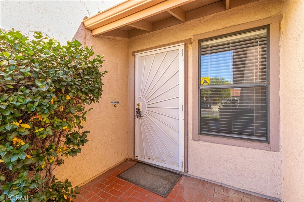 Property Photo:  11556 Seaport Circle  CA 92557 