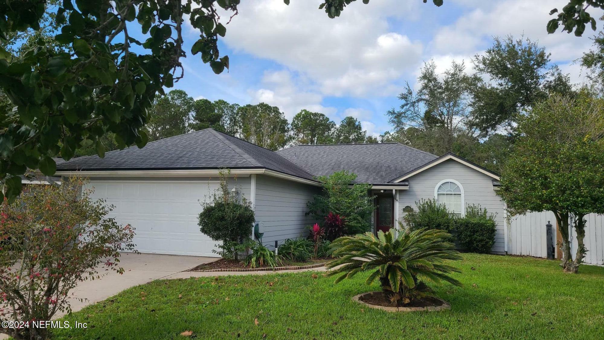 Property Photo:  2376 Tigress Lane  FL 32068 