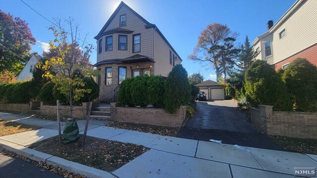 19 Yahara Avenue  Rutherford NJ 07070 photo