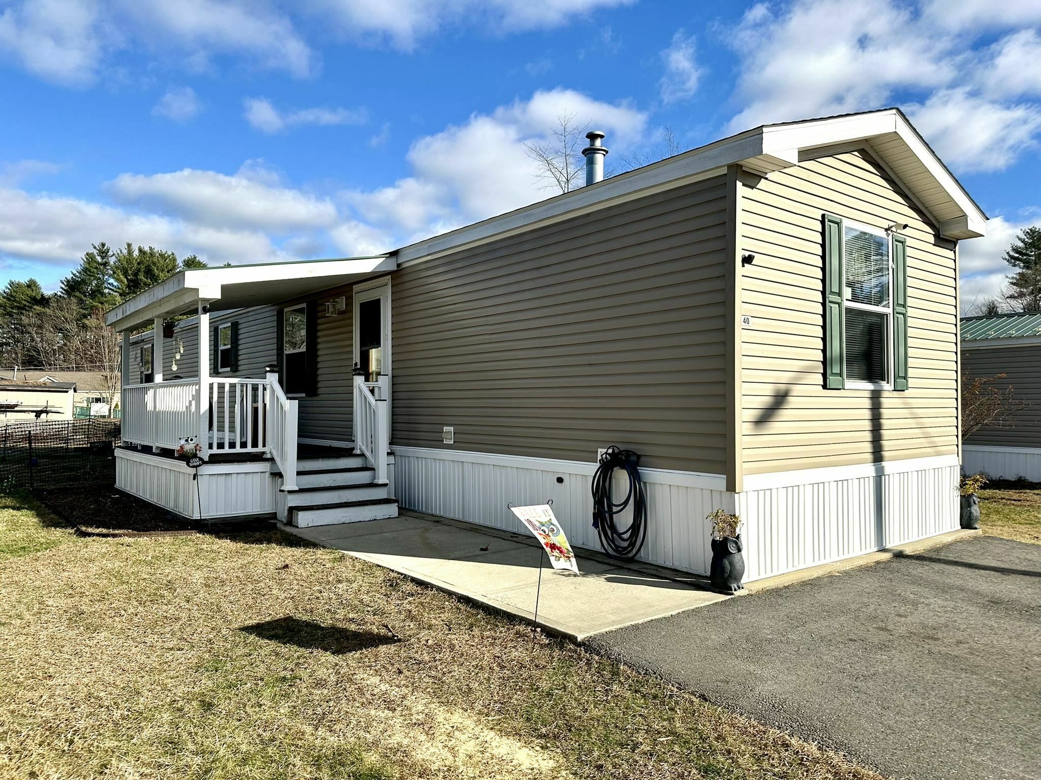 Property Photo:  40 Blue Jay Court  NH 03431 