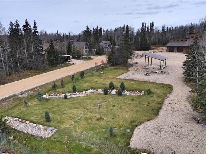 Property Photo: 13415 Township Road 752A 86 AB T0G 1C0
