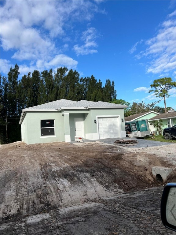 1685 22nd Avenue SW  Vero Beach FL 32962 photo