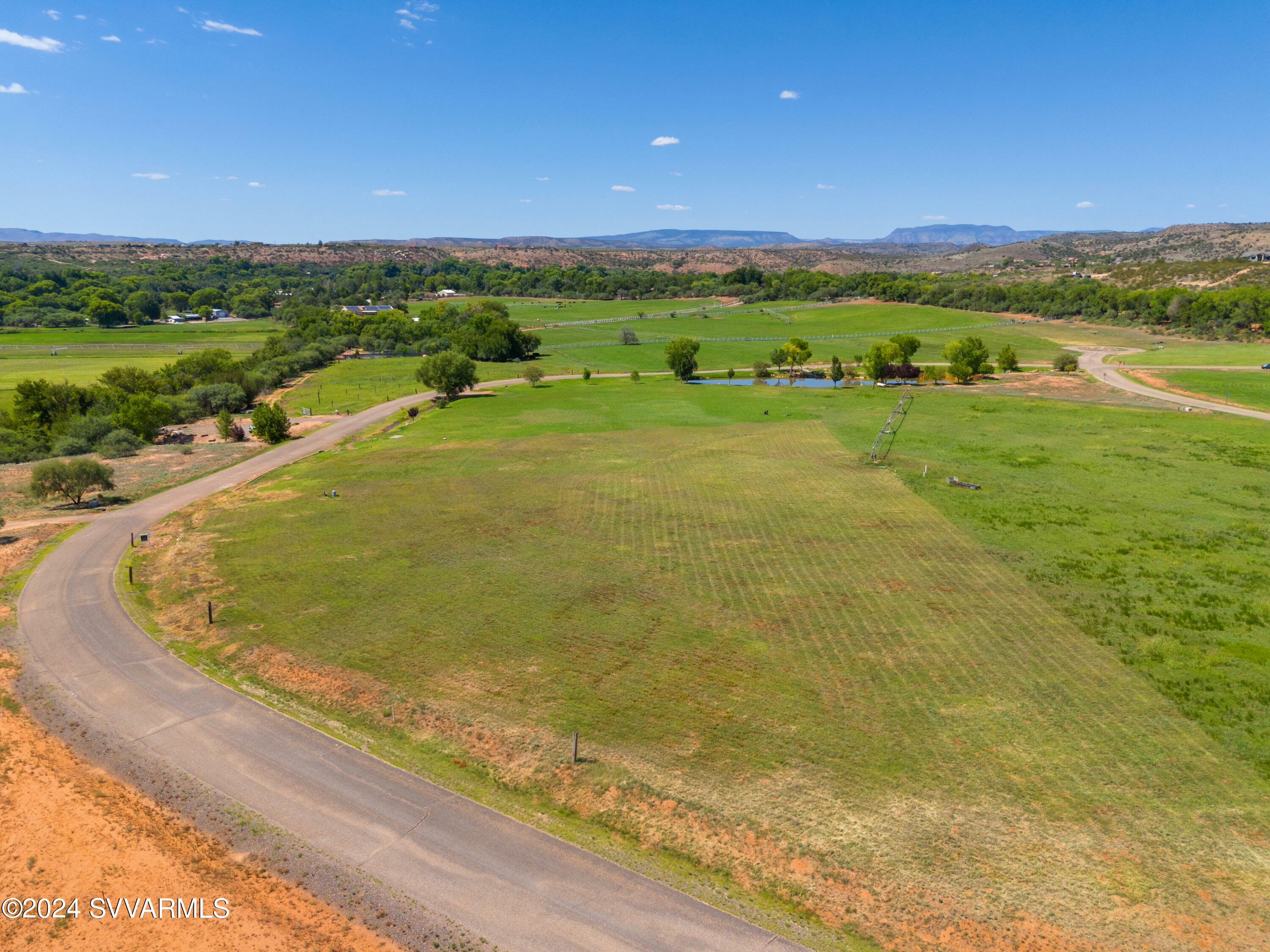 Property Photo: 325 S Bonito Ranch Loop 24 AZ 86325