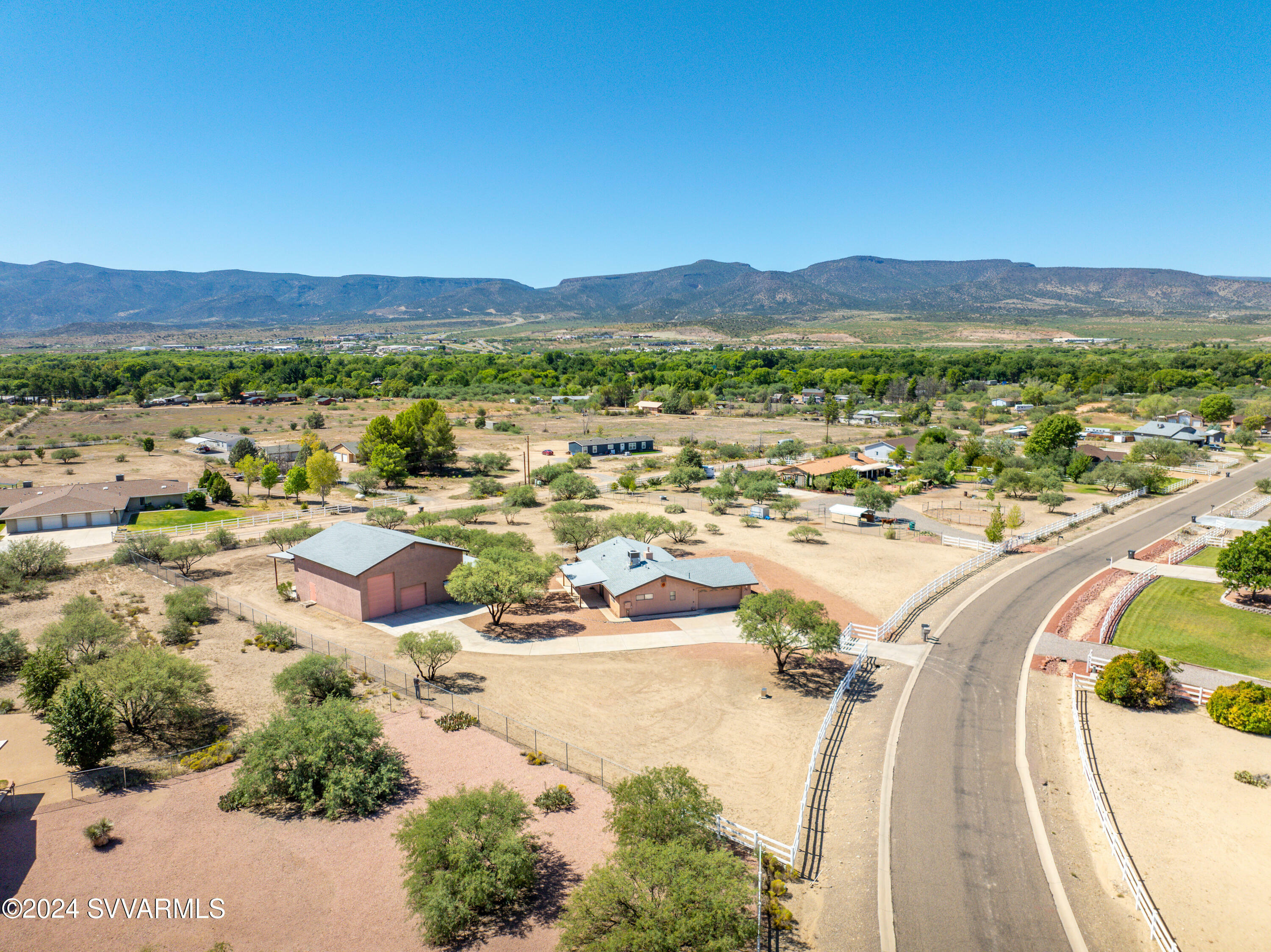 Property Photo:  993 N Esther Pkwy  AZ 86322 