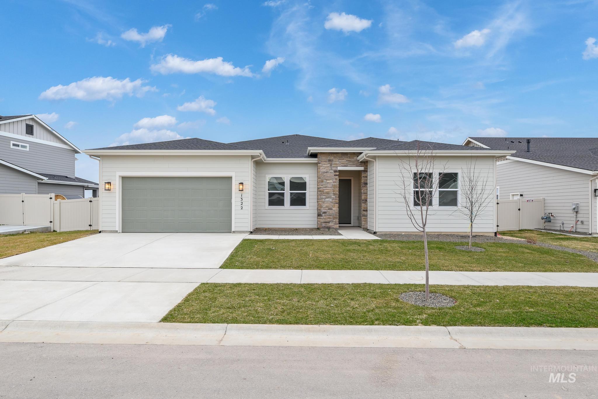Property Photo: 1322 N Hickory Grove Way ID 83669