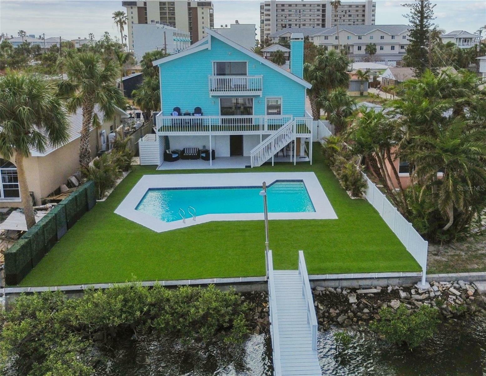 Property Photo: 15421 2nd Street E FL 33708