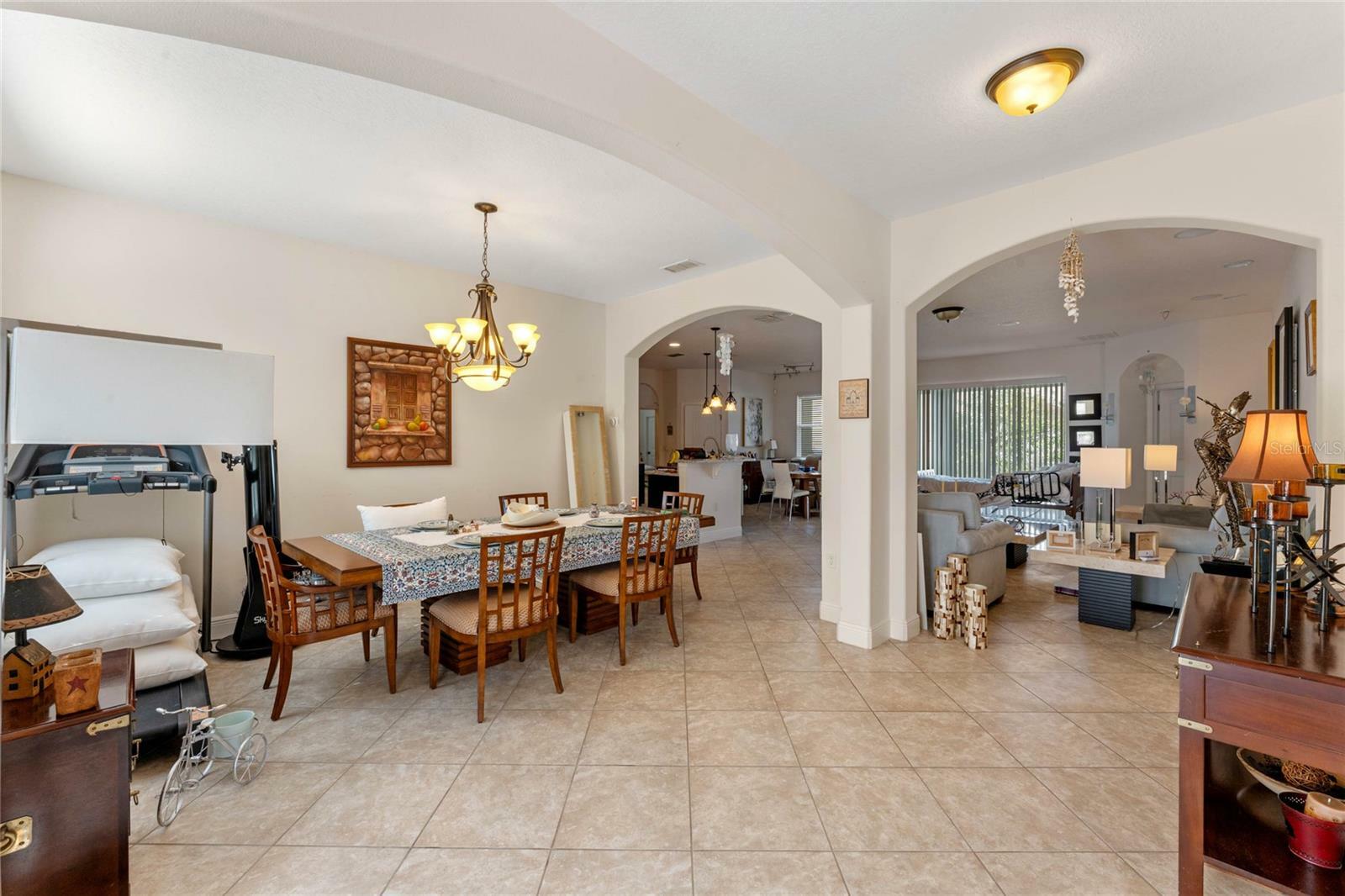 Property Photo:  658 Lake Cove Pointe Circle  FL 34787 