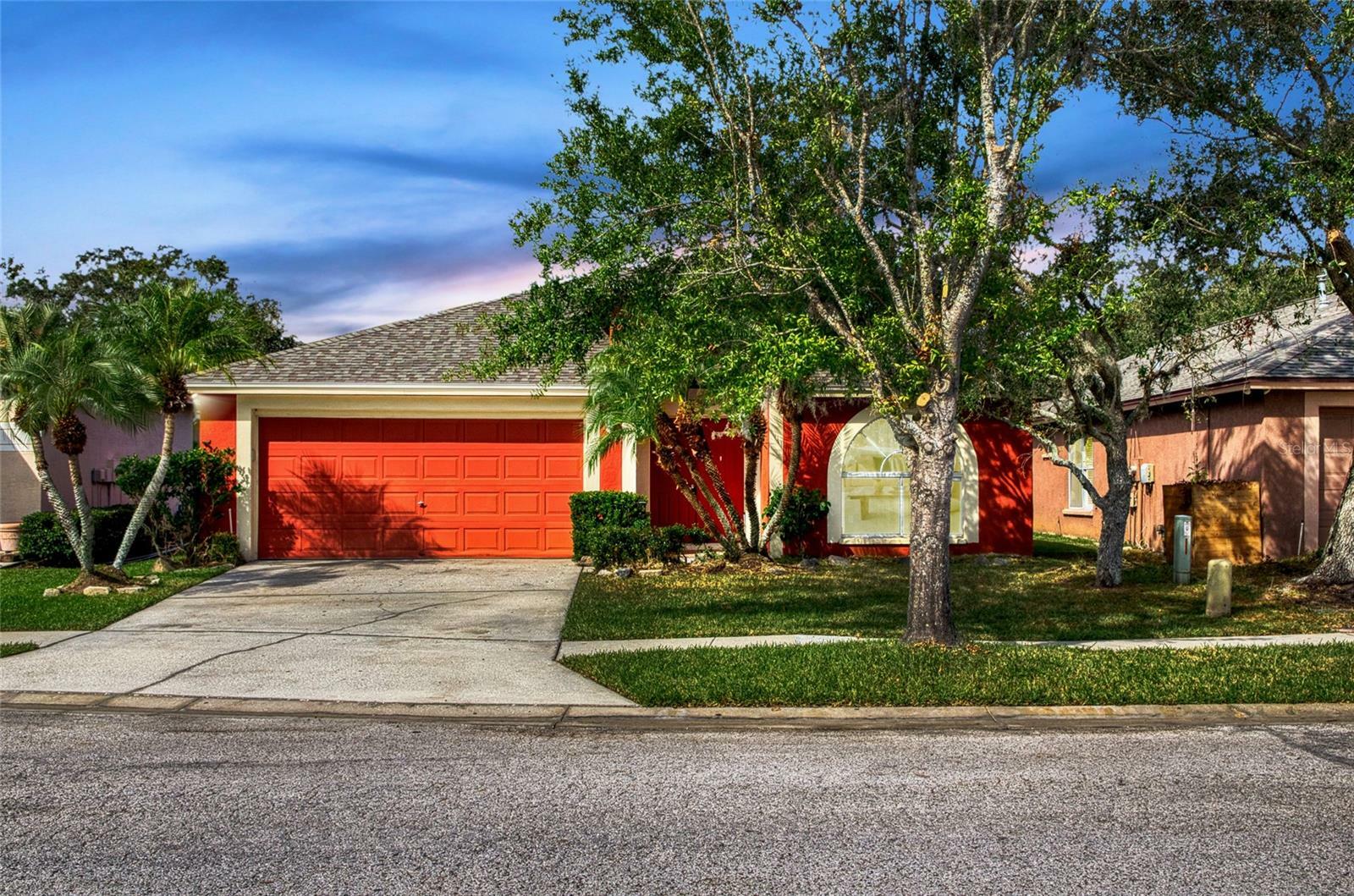27542 Sky Lake Circle  Wesley Chapel FL 33544 photo