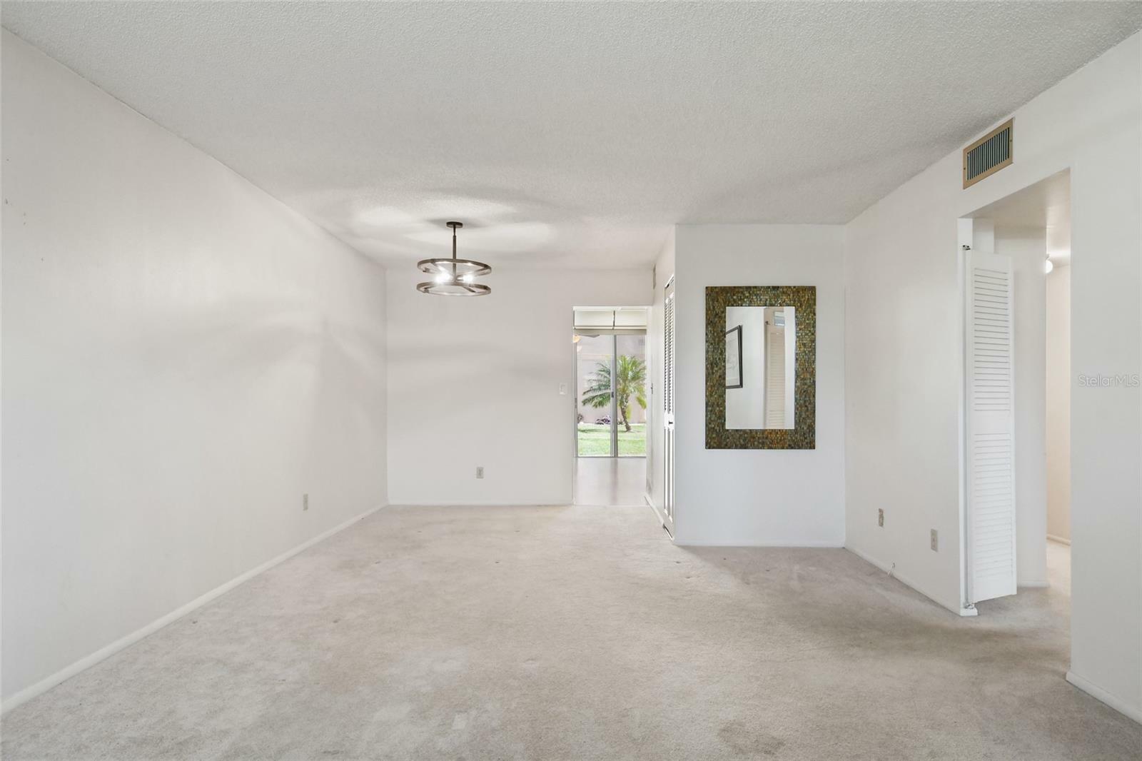 Property Photo:  5095 Bay Street NE 109  FL 33703 