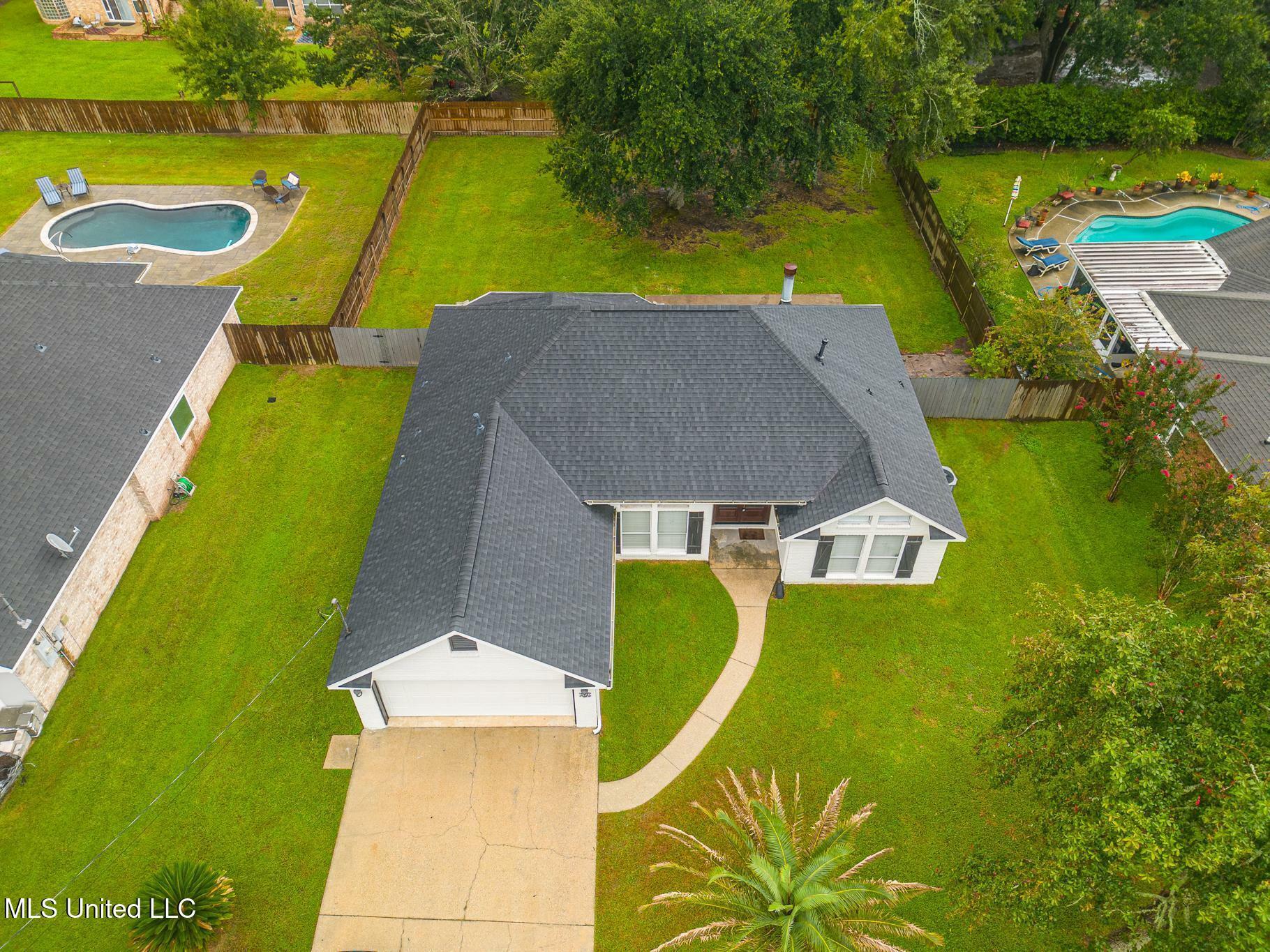 Property Photo:  2443 W W Shore Drive Drive  MS 39532 