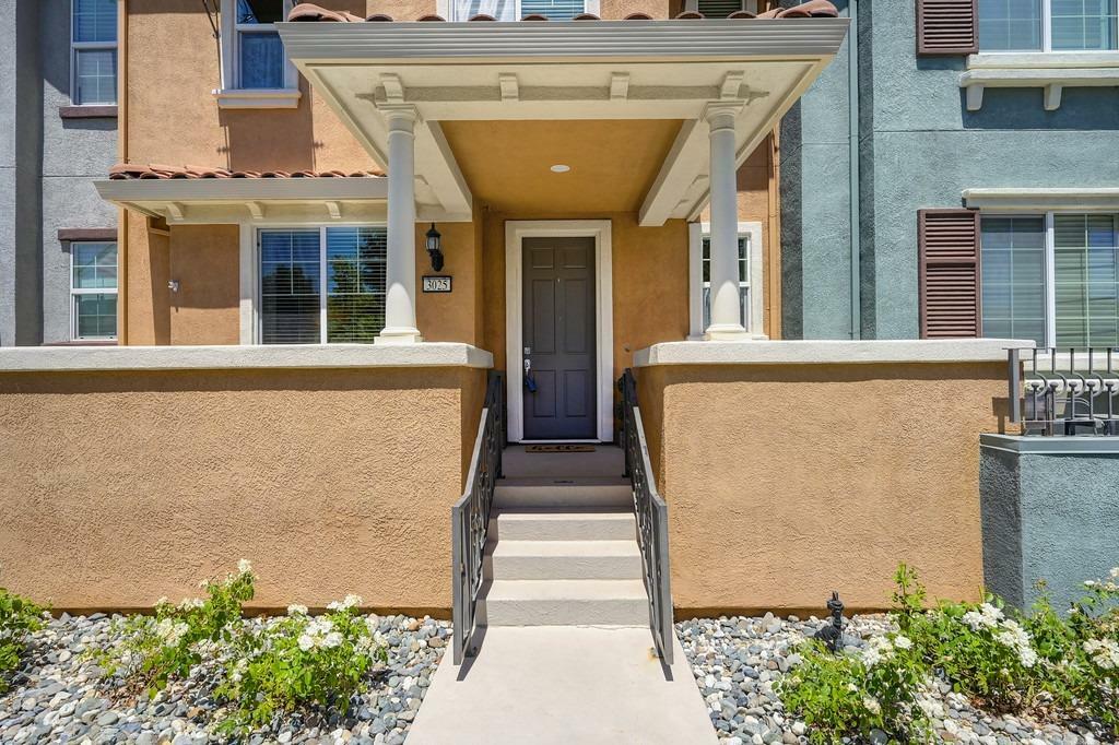 Property Photo:  3025 Monument Drive  CA 95747 