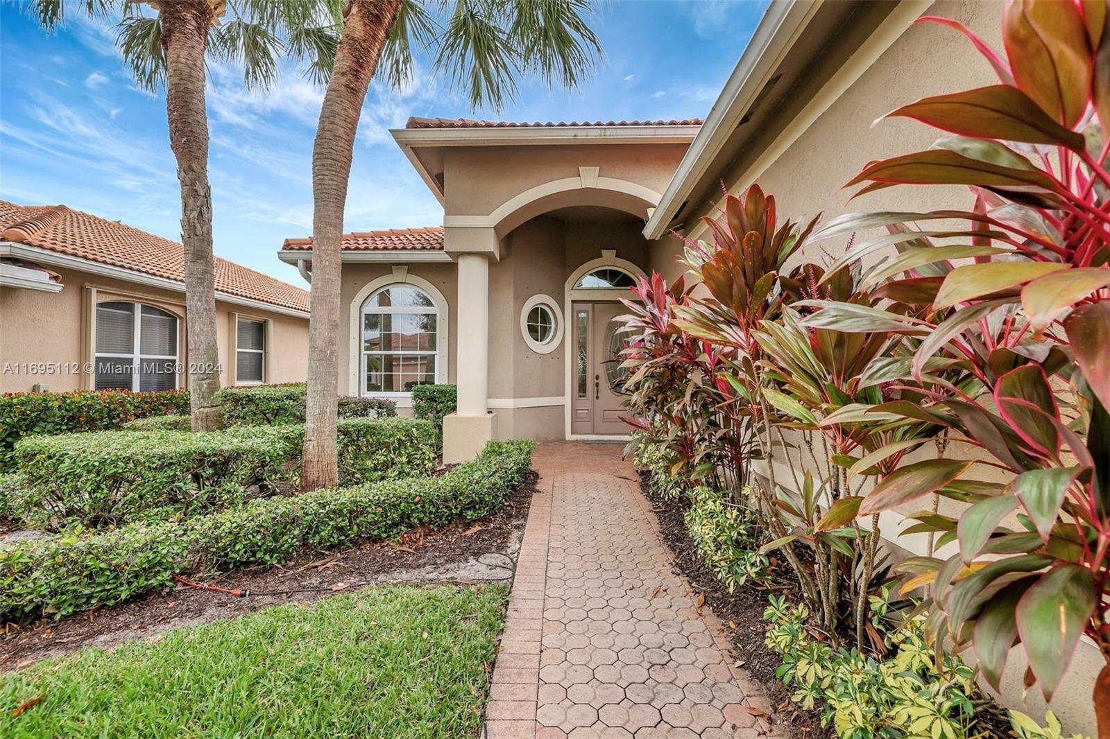 Property Photo:  9212 Short Chip Cir  FL 34986 