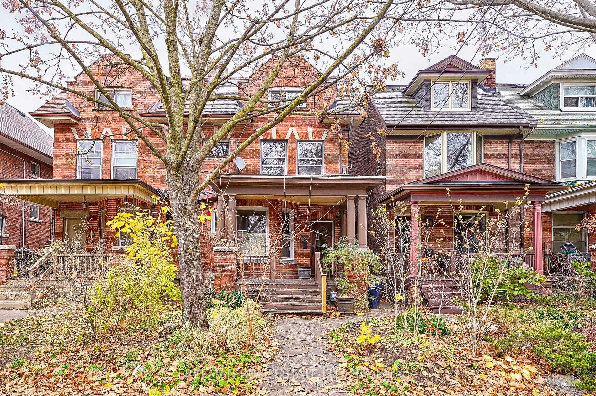 555 Markham St  Toronto ON M6G 2L6 photo