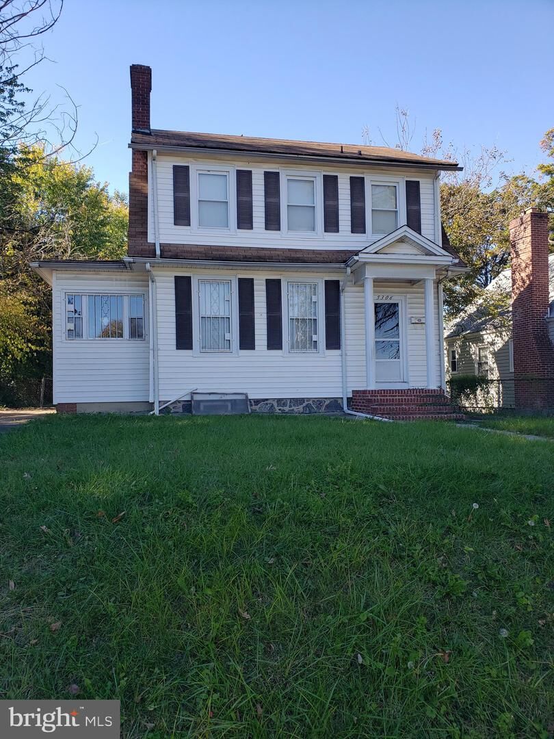 Property Photo: 5306 Kenilworth Avenue MD 21212