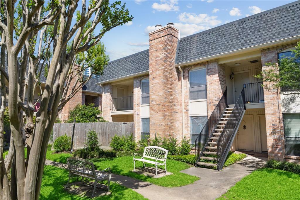 Property Photo:  1601 S Shepherd Drive 213  TX 77019 