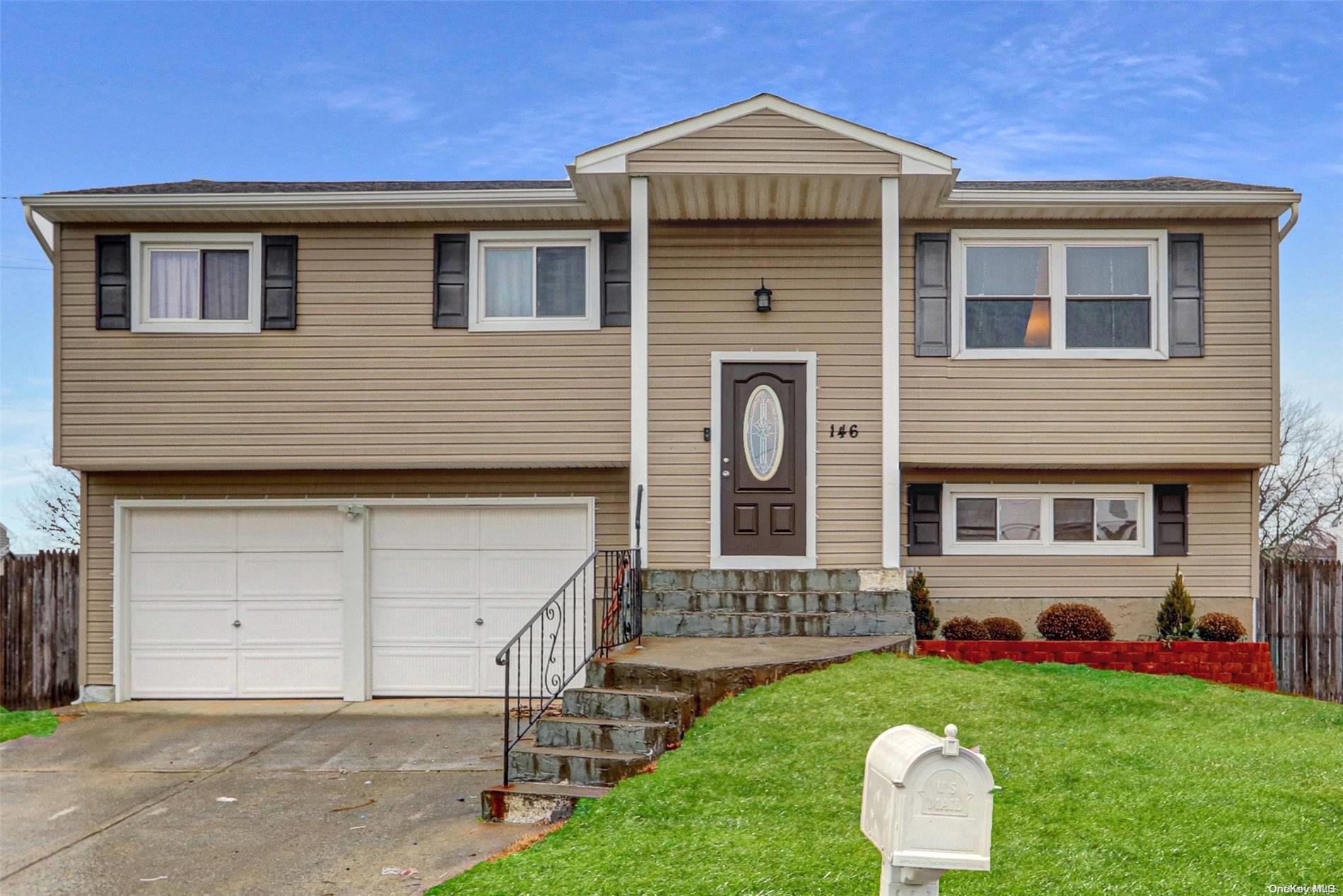 146 Cove Street  Massapequa NY 11758 photo