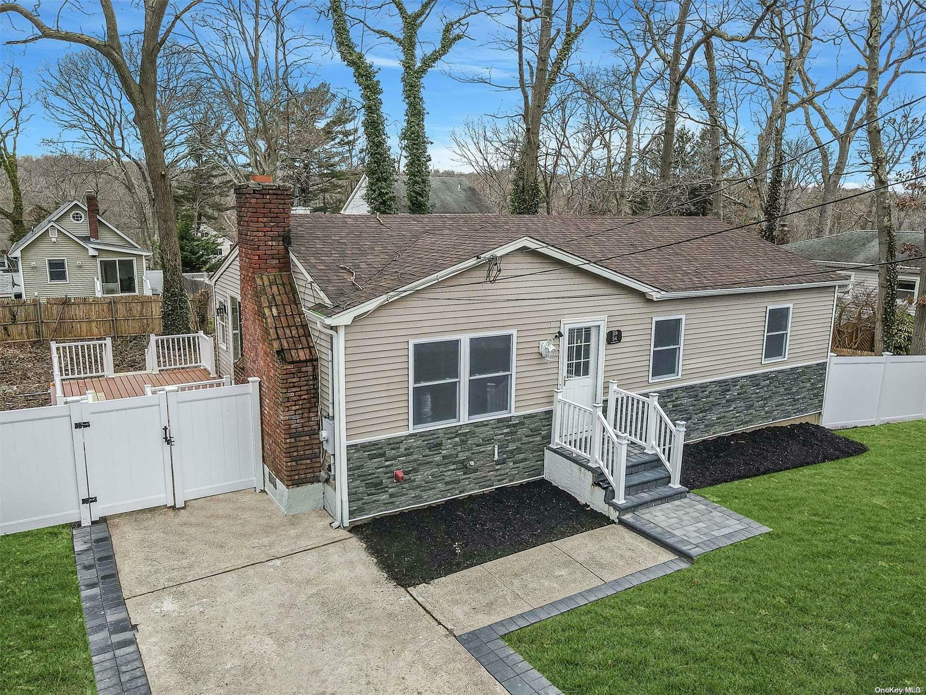 Property Photo:  54 Wildwood Drive  NY 11789 