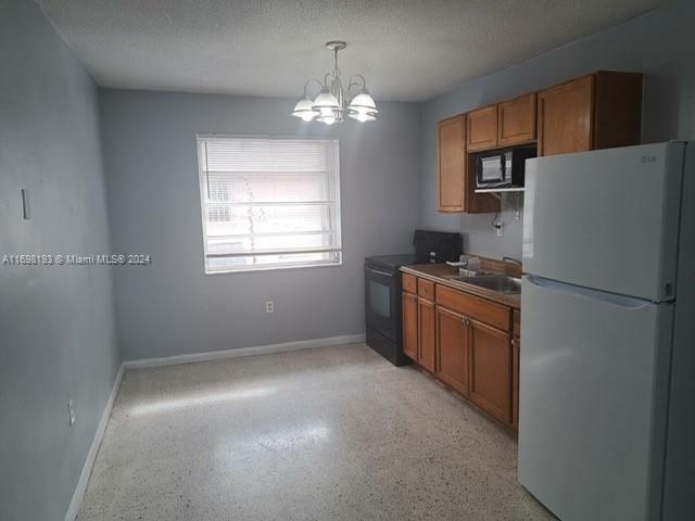 Property Photo:  519 NW 10th Ave 4  FL 33136 