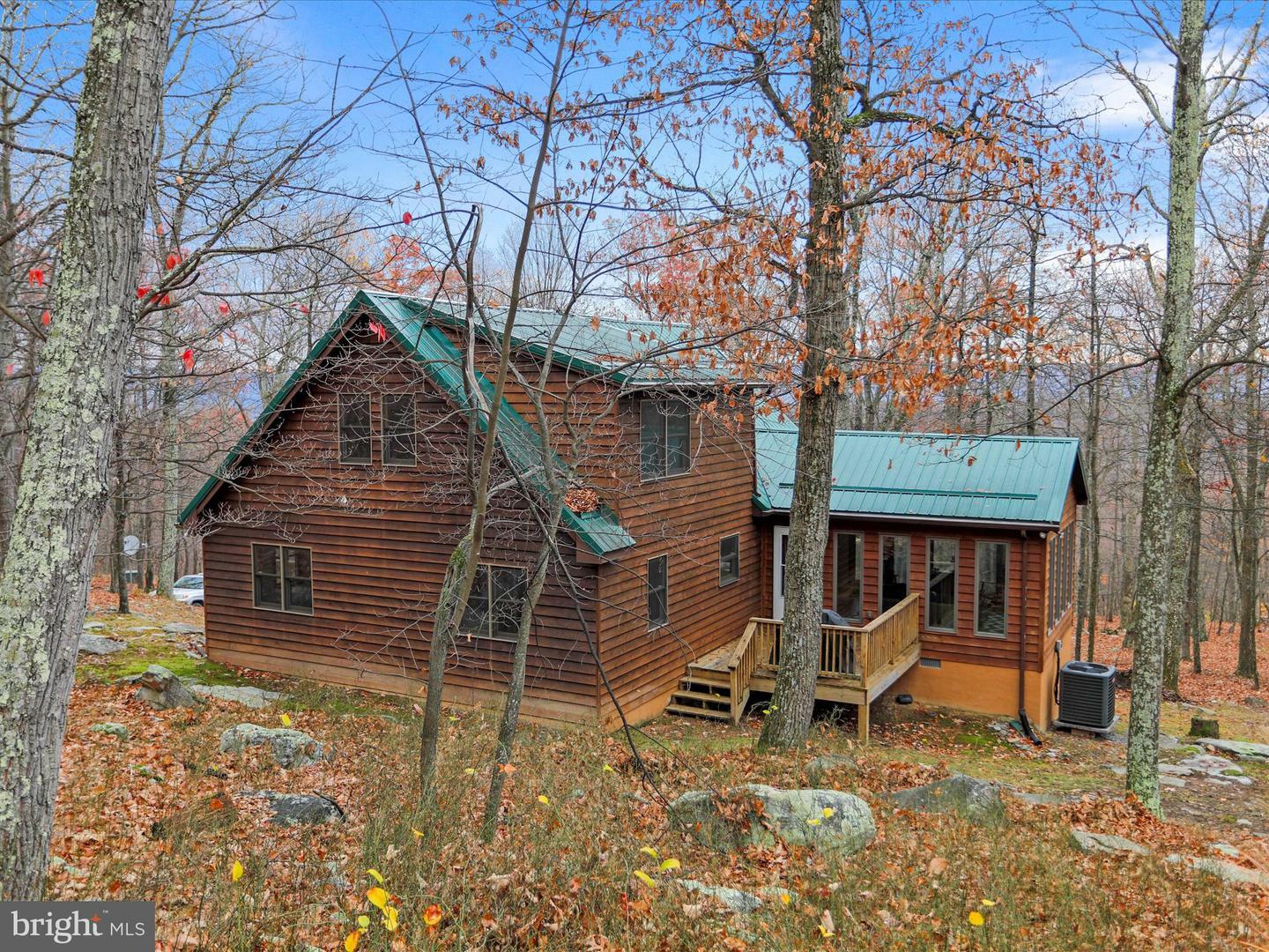 Property Photo:  2035 Parkside Drive  WV 25411 