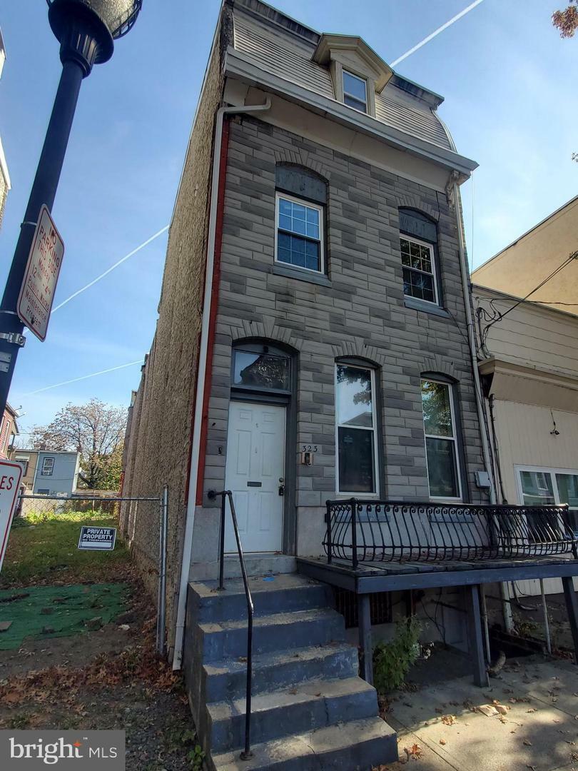 Property Photo:  323 S 6th Street  PA 19602 