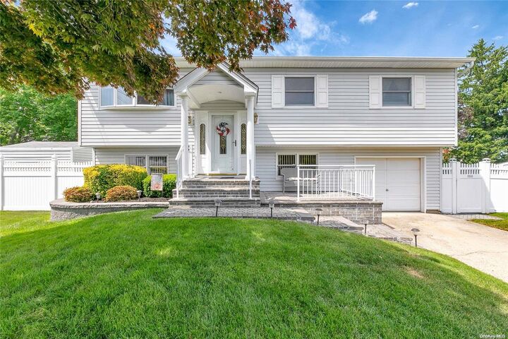 5 Impala Drive  Centereach NY 11720 photo