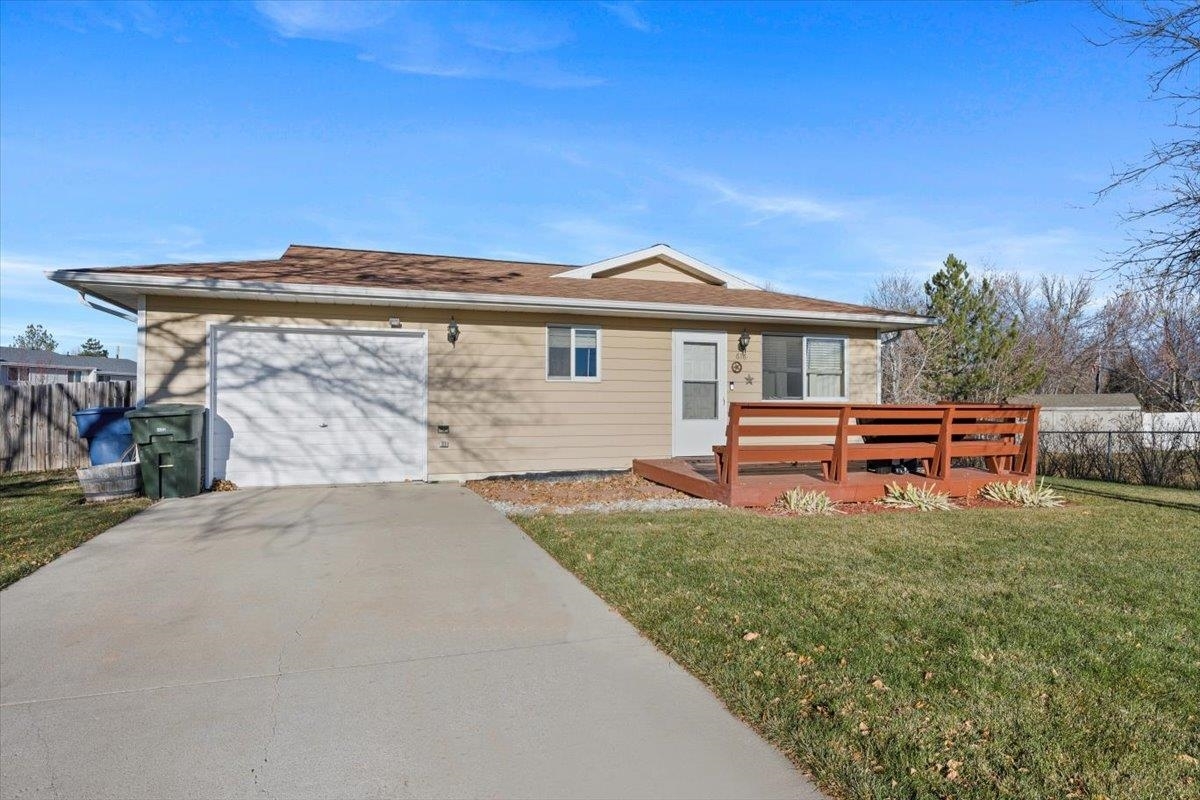 Property Photo:  616 Janet Court  SD 57717 