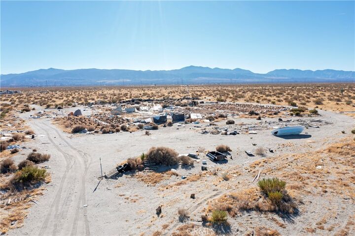 Property Photo:  7 Rancho Rd  CA 92371 