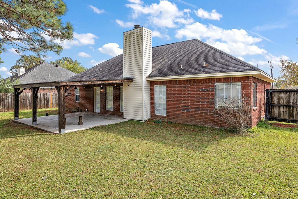 Property Photo:  450 Evan Gann Rd  TX 75904 