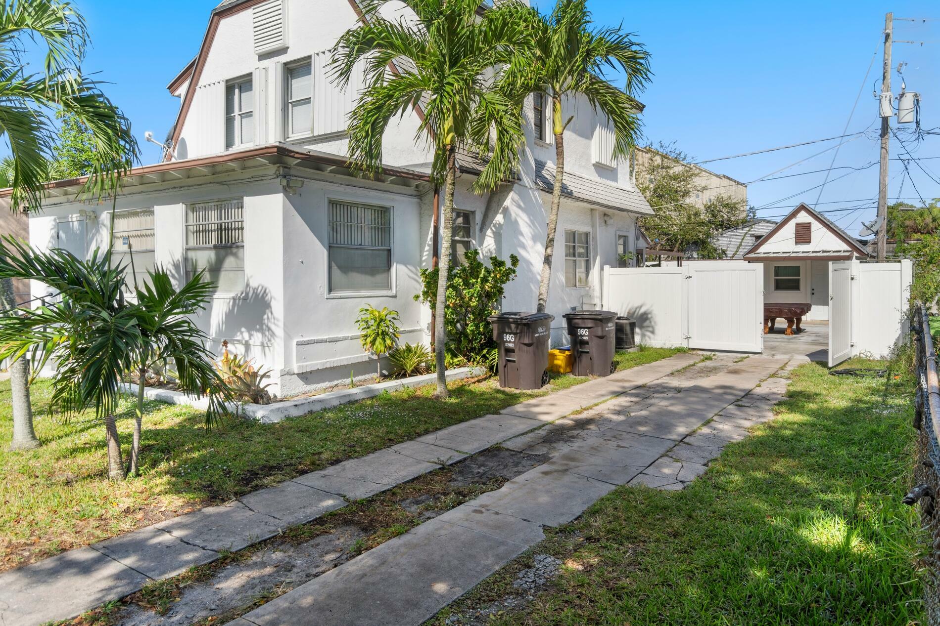 Property Photo:  425 Ardmore Road 4  FL 33401 