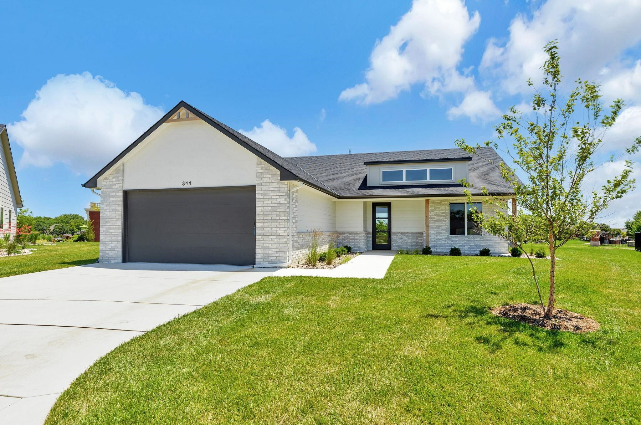 844 N Speyside Cir  Andover KS 67002 photo