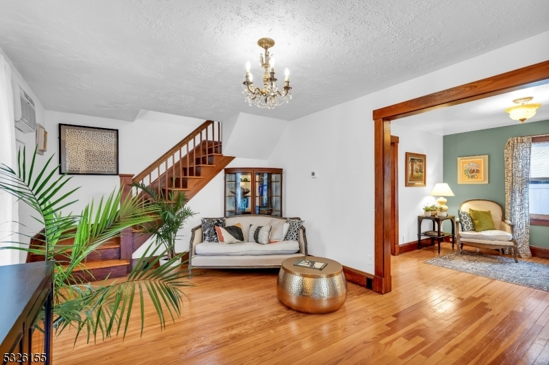 Property Photo:  161 E Cliff St  NJ 08876 