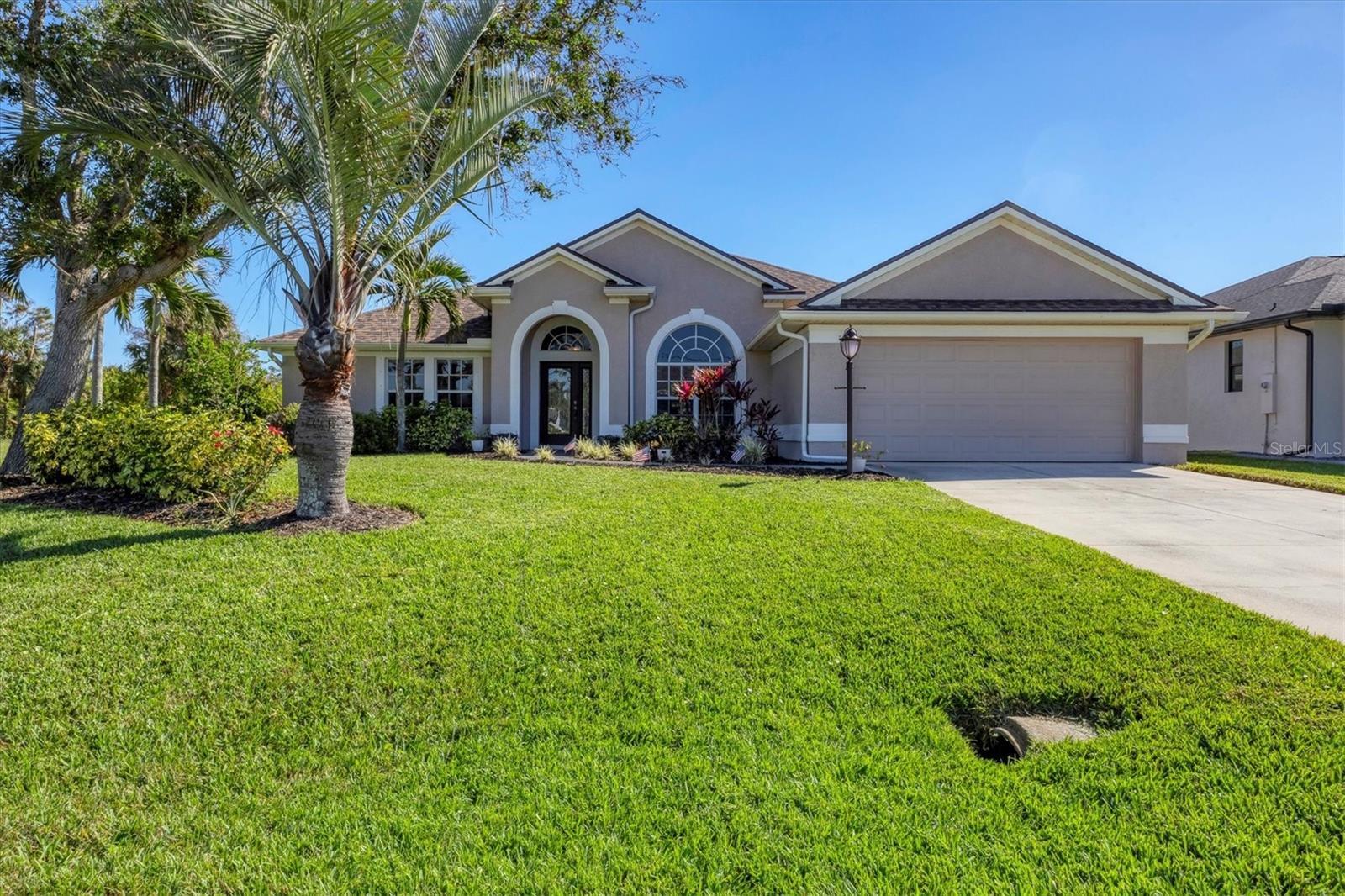 Property Photo: 76 Long Meadow Court FL 33947