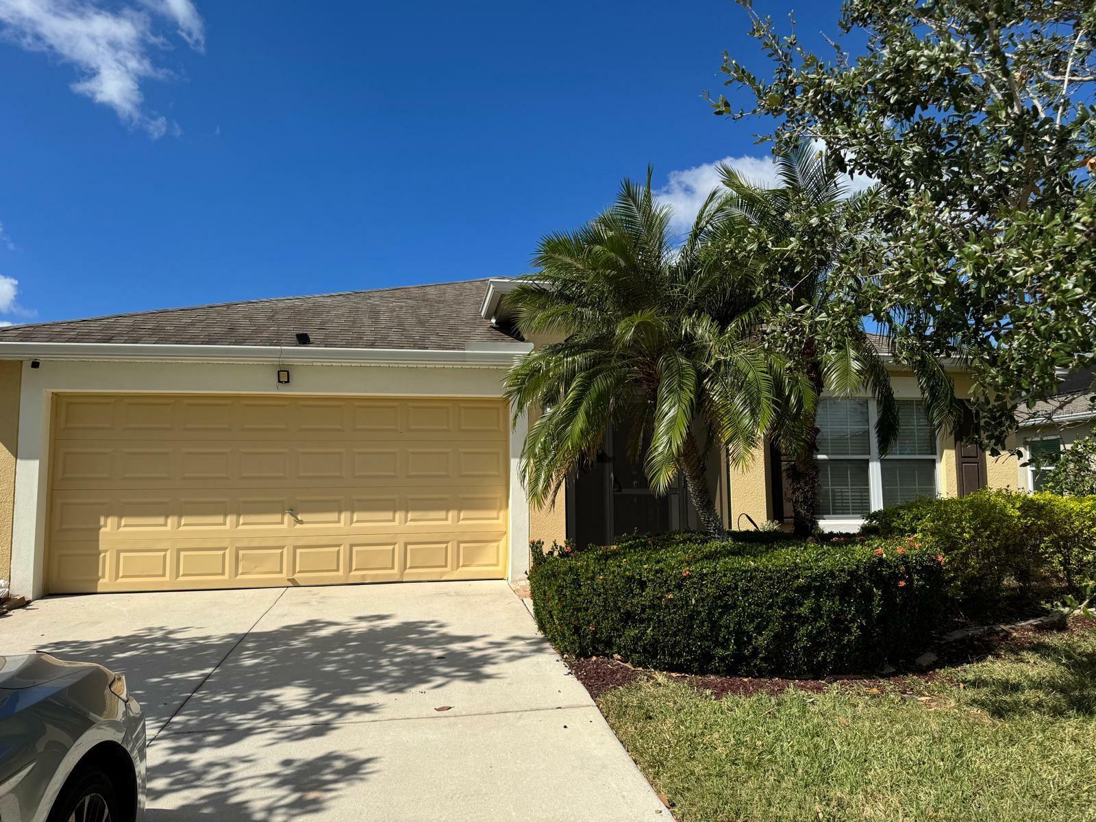 Property Photo:  5715 106th Avenue E  FL 34219 