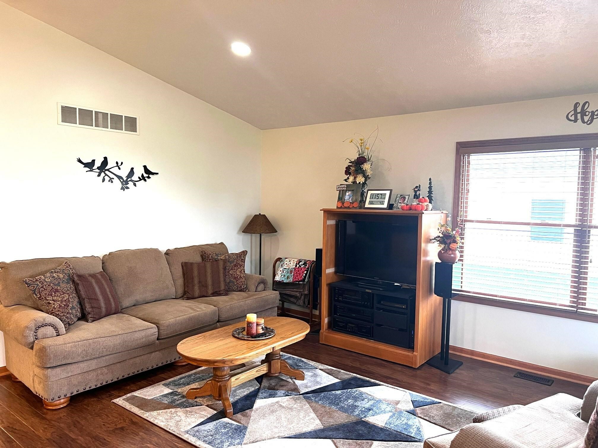 Property Photo:  314 E Diamond Way  MI 48857 