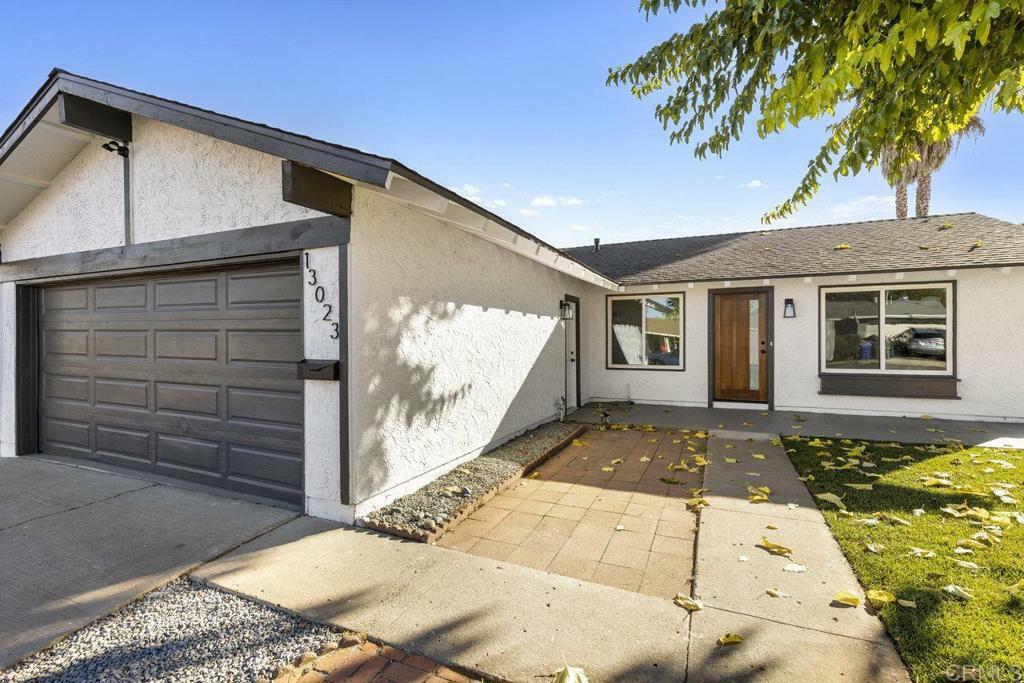 Property Photo:  13023 Ashgate Pl  CA 92064 