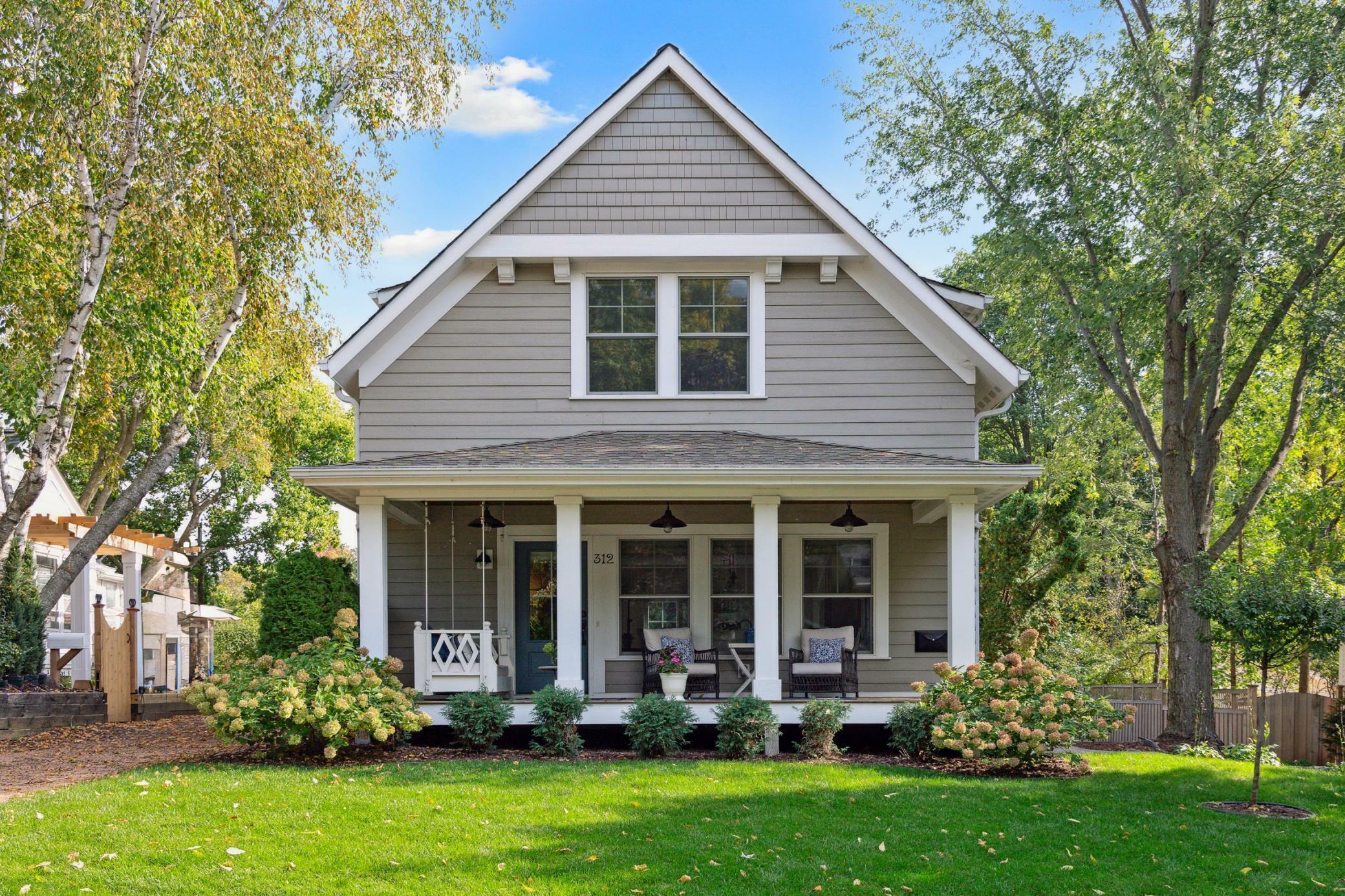 Property Photo:  312 Hampton Street  MN 55391 