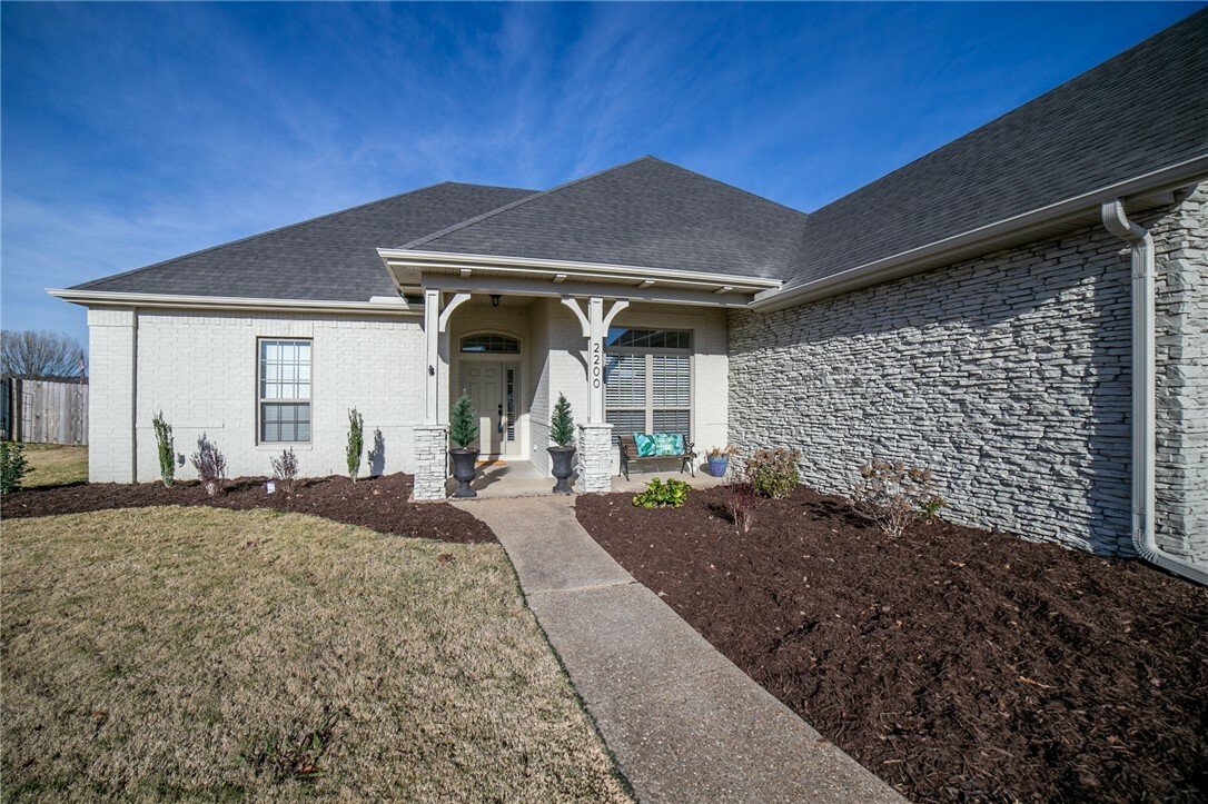 Property Photo:  2200 Riverwater Lane  AR 72703 