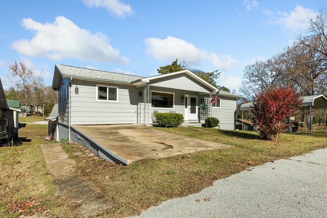 Property Photo:  11 Whiteys Drive  AR 72644 