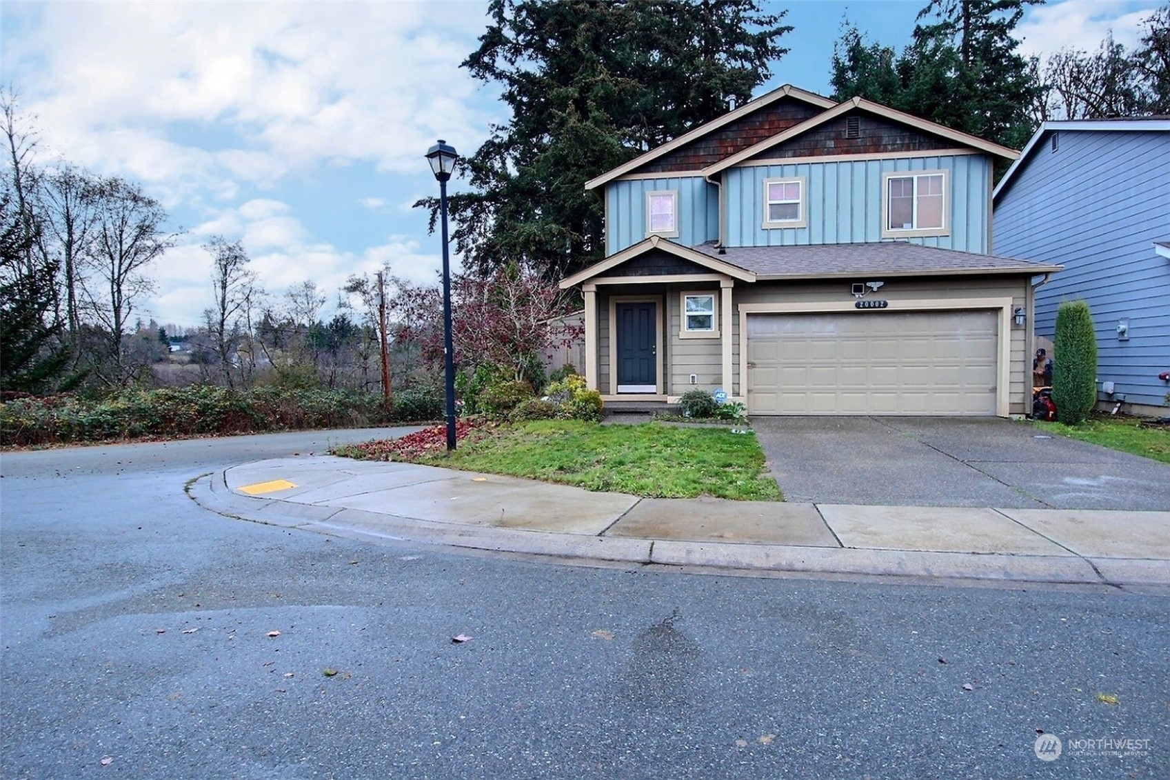 Property Photo:  20002  111th Way  SE  WA 98031 